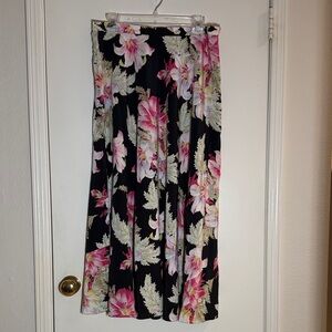 Jones New York Vintage Women’s Floral Skirt 100% Silk